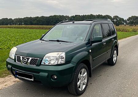 Nissan X-Trail 4x4 columbia 2.2 dCi columbia