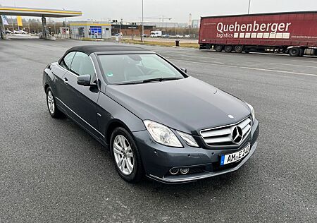 Mercedes-Benz E 250 Cabriolet CDI BlueEFF. AVANTGARD...