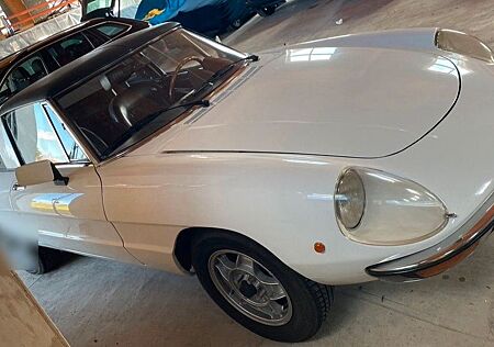 Alfa Romeo Spider 2.0 Liter TARGA (abnehmbares Dach)