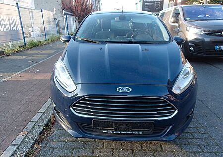 Ford Fiesta Titanium/KLIMAAUTOMATIK/1.HAND/G.ZUSTAND