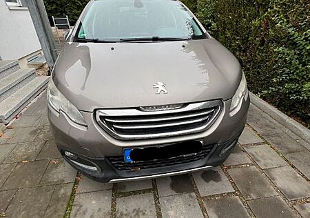 Peugeot 2008 Allure 120 VTi Allure