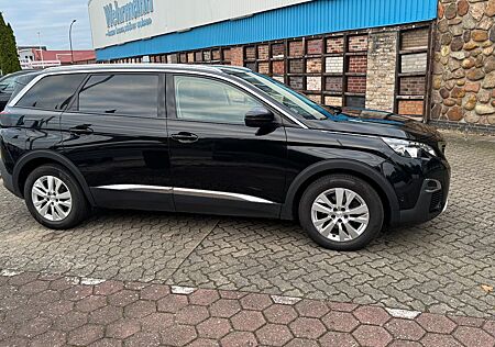 Peugeot 5008 BlueHDi 1.5 *Cam.*Key-less*CarPlay*7Sitze