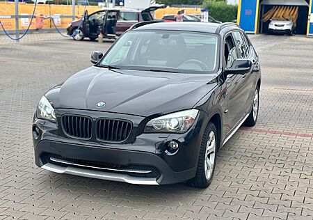 BMW X1 sDrive18i - e84 mit extras