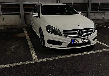 Mercedes-Benz A 180 BlueEFFICIENCY AMG Sport AMG Sport