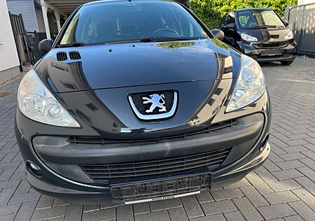 Peugeot 206 + Top Zustand .73PS. Ganzjahresreifen. Neu