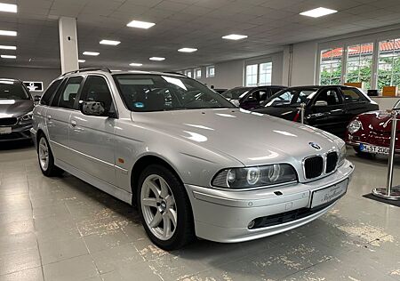 BMW 520i Touring/Navi/Xenon/TÜV/Kindersitz/Scheckhef