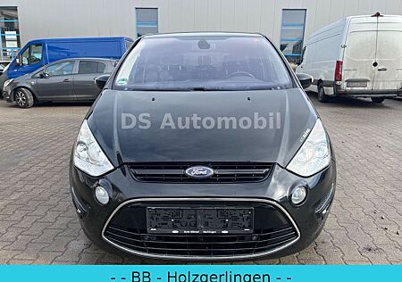 Ford S-Max Titanium