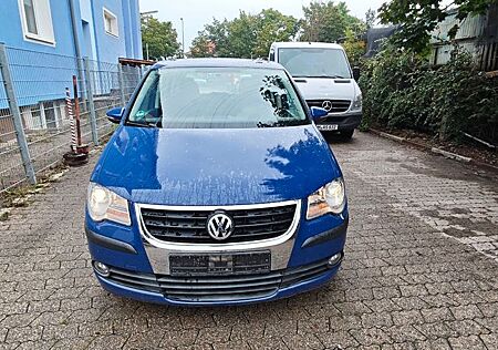 VW Touran Volkswagen Conceptline BlueMotion