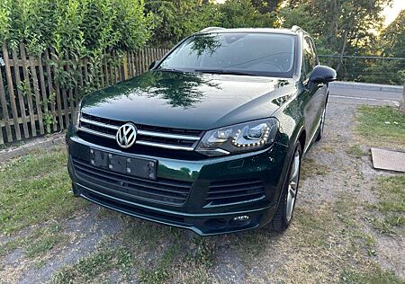 VW Touareg Volkswagen 3.0 V6 BMT, AHK, R-Line, Dynaudio, 360