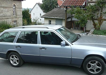 Mercedes-Benz 200 gebraucht kaufen Mercedes-Benz 200 200TE,KLR,ESSHD,COLOR,MET.,ABS,RC,ALU,WURZEL,ATA
