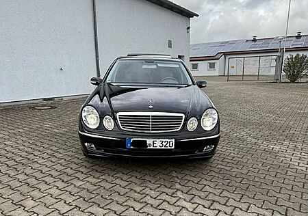 Mercedes-Benz E 320 4MATIC AVANTGARDE