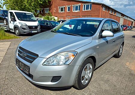 Kia ANDERE Ceed LX