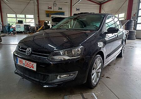 VW Polo Volkswagen V Team