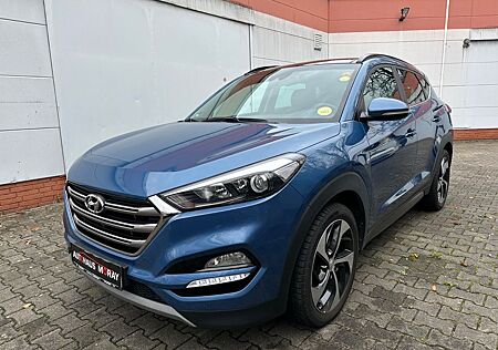 Hyundai Tucson gebraucht kaufen Hyundai Tucson Style 4WD, Pano., Kamera, Leder, Aut.,LED
