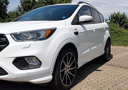 Ford Kuga 1,5 EcoBoost 4x2 110kW ST-Line ST-Line