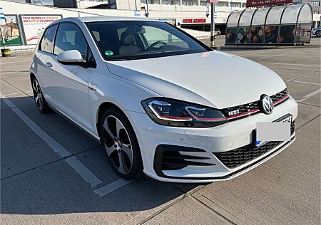 VW Golf Volkswagen 2.0 TSI GTI GTI