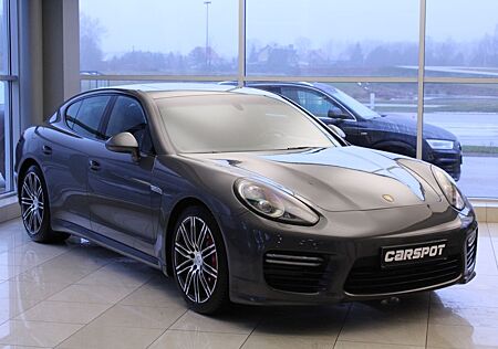 Porsche Panamera GTS