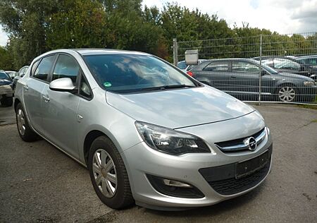 Opel Astra J Lim. 5-trg. Energy