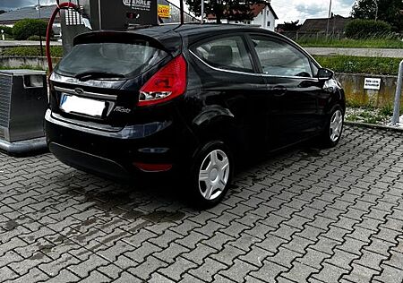 Ford Fiesta 1,4 Titanium Limited Edition keyless