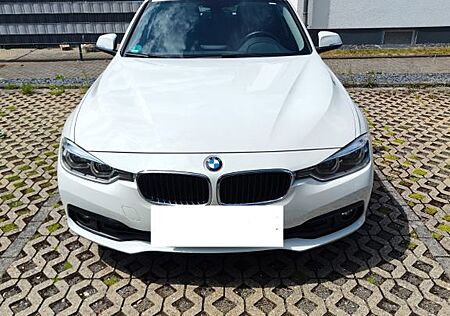 BMW 320i Automatik -