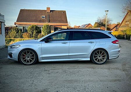 Ford Mondeo Hybrid ST-Line Automatik 8-Fach bereift