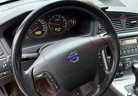 Volvo V70 2.4D Summum Summum