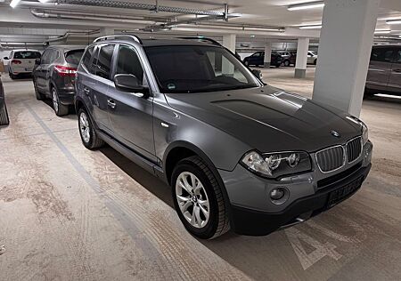 BMW X3 xDrive20d Aut. Xenon Pano HiFi Leder SHZ PDC