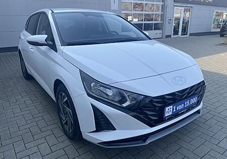 Hyundai i20 1.0 T-GDI*DCT*Navi*Klimaauto*Sitzhzg*Kamera*