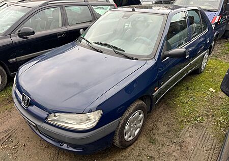 Peugeot 306 /Wenig KM/Tüv Neu/Guter Zustand