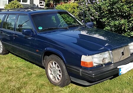 Volvo 945, 2 Liter, LPG , 318.000 , GUT aber KEIN TÜV