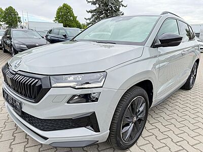 Skoda Karoq Sportline 4x4 Leder StHeizung Pano AHK Kam
