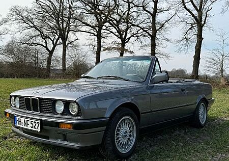 BMW 318i Cabrio M Leder H-Kennzeichen, Tüv bis 06/26