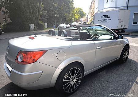 Renault Megane Coupé-Cabriolet Exception 2.0 16V