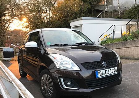 Suzuki Swift 1.2 30 Jahre braun/weiß