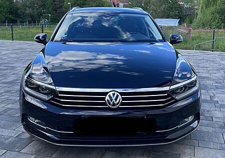 VW Passat Variant Volkswagen 2.0 TDI DSG Highline