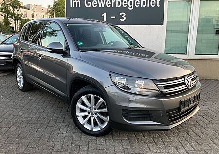 VW Tiguan Volkswagen Style 2.0 TDI BMT NAVI-KLIMAA-SHZ-PDC-ALU