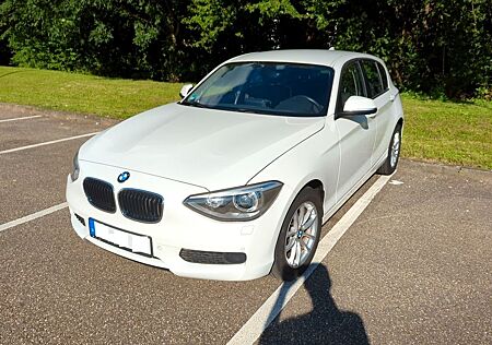 BMW 116i - 5-trgh. Weiß Bi-Xenon