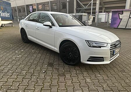 Audi A4 2.0 TDI S tronic -