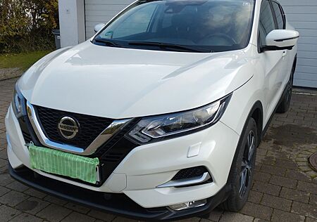 Nissan Qashqai 1.3 DIG-T 160PS N-CONNECTA N-CONNECTA