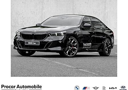 BMW 520d M Sport HUD PANO ACC AHK RFK NAVI Standh.