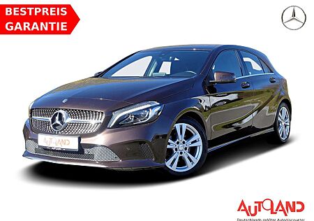 Mercedes-Benz A 220 A220 4 Matic LED Allwetter Navi Sitzheizung Teil