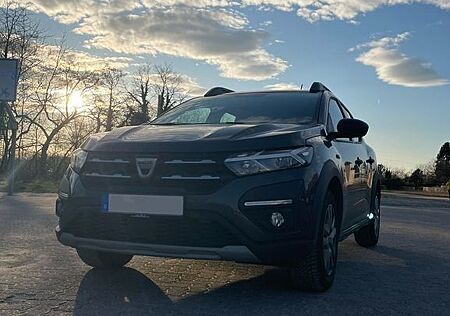 Dacia Sandero TCe 100 ECO-G Stepway Essential Step...