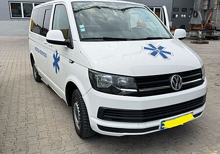 VW T6 Caravelle Volkswagen T6 Krankenwagen ambulance