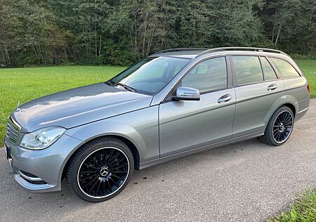 Mercedes-Benz C 180 T-Modell, Automatik, AHK, Navi