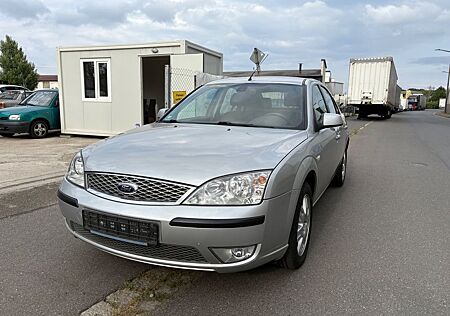 Ford Mondeo 2.0 Ghia 1. Hand! Scheckheft! TÜV 03/27!