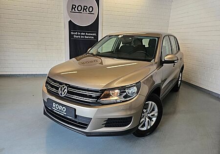 VW Tiguan Volkswagen Trend & Fun 2.0 TDI + 8.Reifen/1.Hand