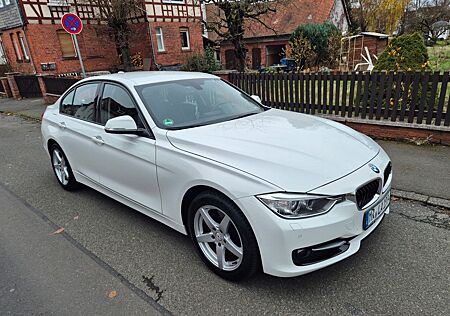 BMW 328i xDrive -