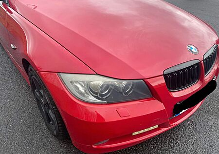 BMW 320i - Automatik