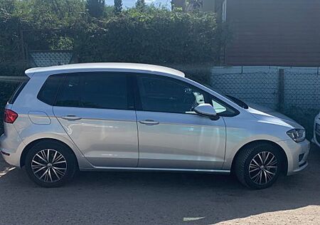 VW Golf Sportsvan Volkswagen 1.6 TDI DSG ALLSTAR