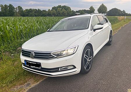VW Passat Variant Volkswagen 2.0 TDI DSG Comfortline Varia...